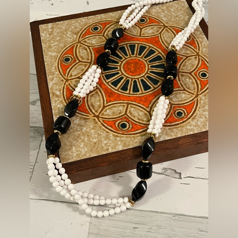 Trifari Black White Gold Tone Bead Necklace